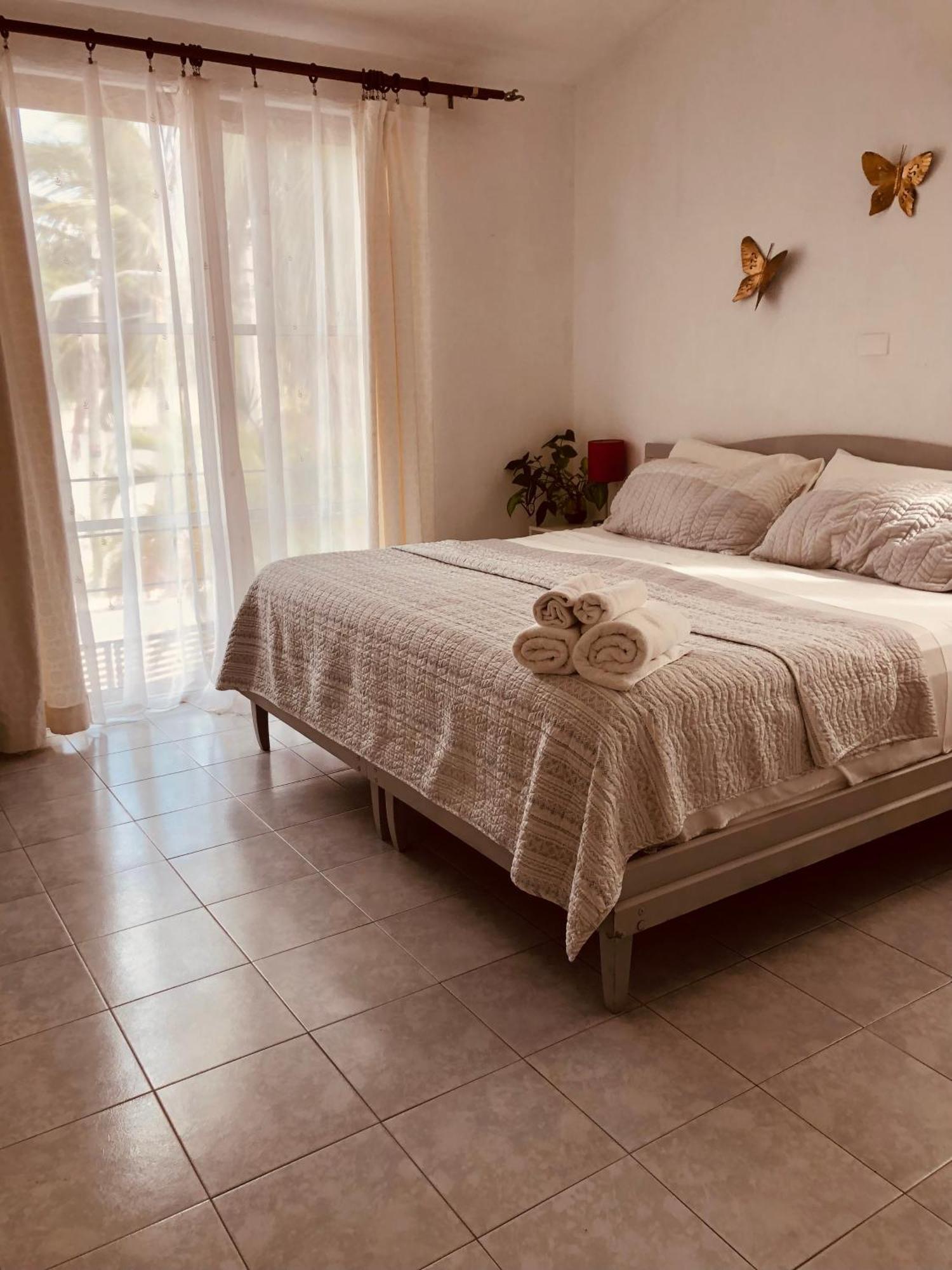 Beautiful Home By The Beach - 3Bedrooms, 2.5Baths Cancún Esterno foto